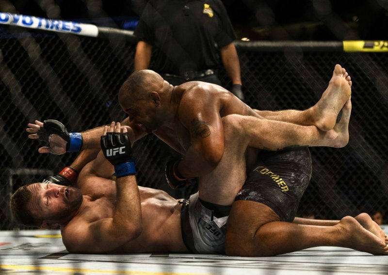 Bivši prvak Daniel Cormier svojom izjavom šokirao UFC, Stipu Miočića i borilački svijet; takav scenarij sve je realniji