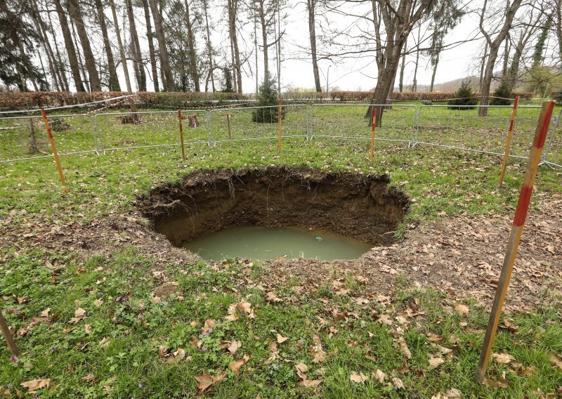 Iznenađenje u dvorištu: Potres u Stubičkim Toplicama otvorio rupu pokraj bolnice