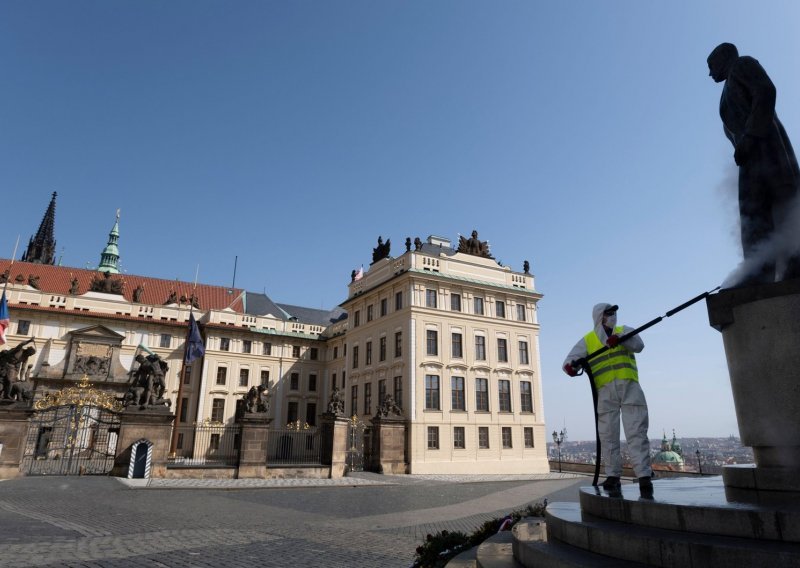 Češka dopušta manja vjenčanja u sklopu ublažavanja mjera izolacije