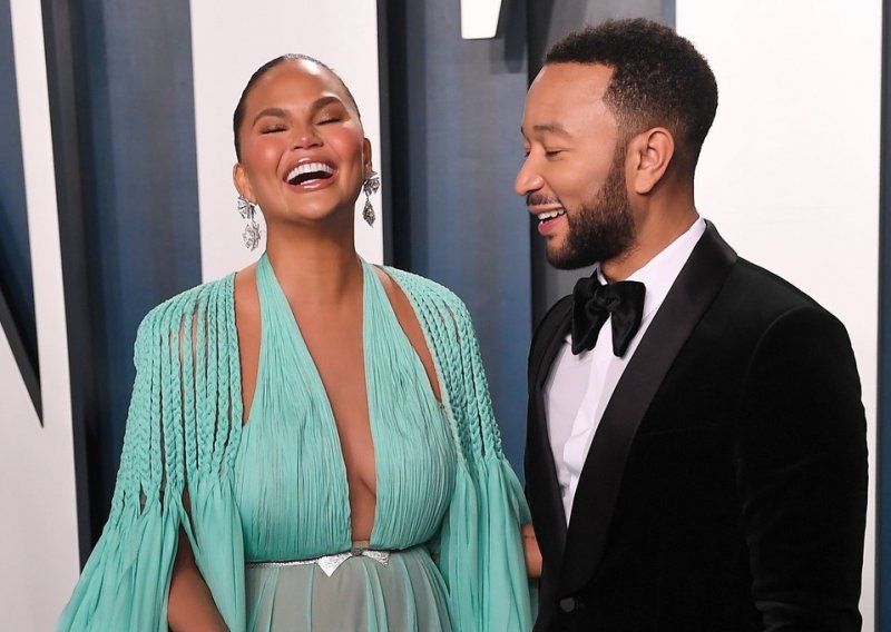 Obožavateljica na društvenoj mreži potakla prepoznatljivi humor Chrissy Teigen