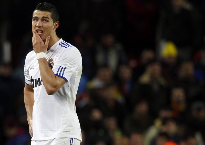 Ronaldo: Mascherano je u Barci naučio varati