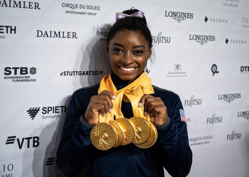 Simone Biles, jedna od najvećih sportašica ikad, prekinula šutnju: Primila sam poruku i samo sam sjedila i plakala...