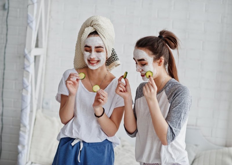 Tajna dobrog izgleda kože mogla bi se kriti u vašoj kuhinji: Evo kako sami možete napraviti idealnu masku za lice