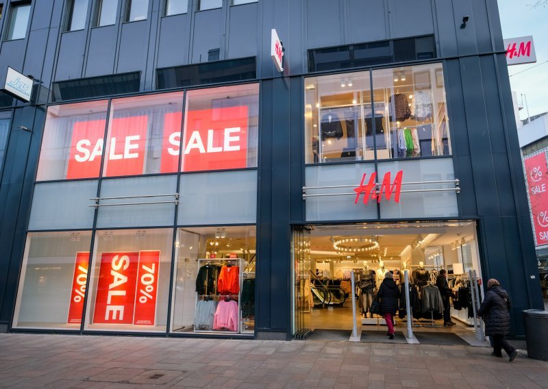 Prodaja H&M-a potonula u ožujku, očekuje gubitak u drugom fiskalnom tromjesečju