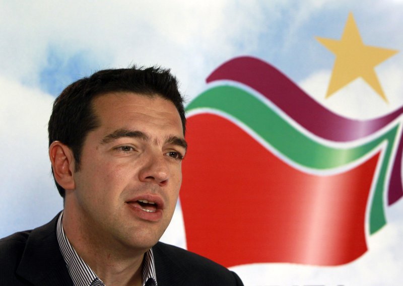 Tsipras se želi sastati Hollandeom