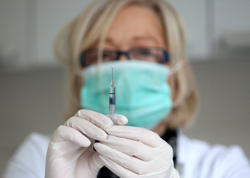 Rusija spremna u lipnju testirati cjepivo za koronavirus