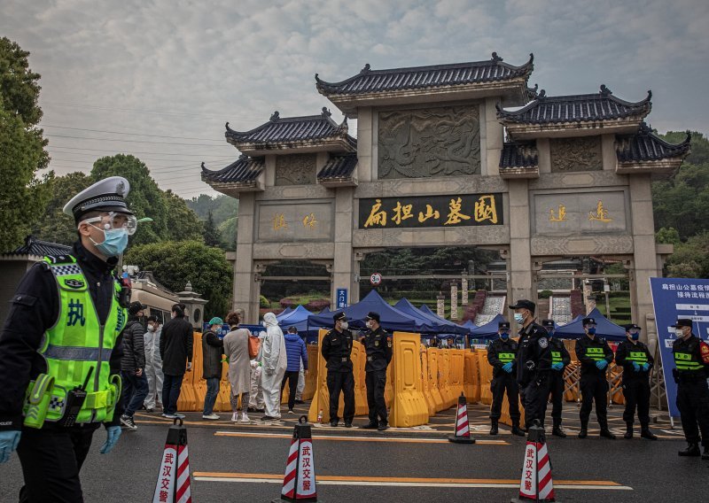 Kina pojačava kontrole nad putnicima iz inozemstva nakon rekordnog dana zaraze
