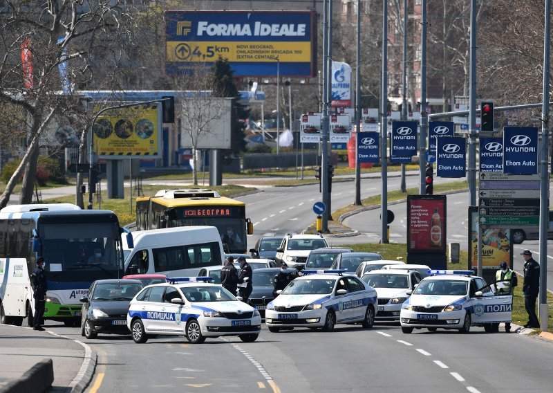 U Srbiji postupno ublažavanje mjera unatoč porastu broja oboljelih i umrlih