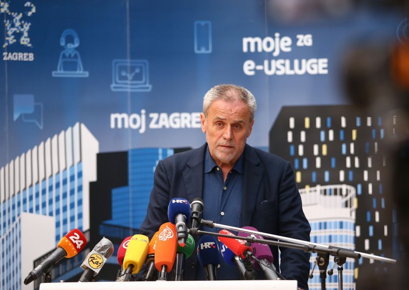 Bandić: Vlada daje samo pet posto za objekte oštećene 60 posto, to je sramotno!