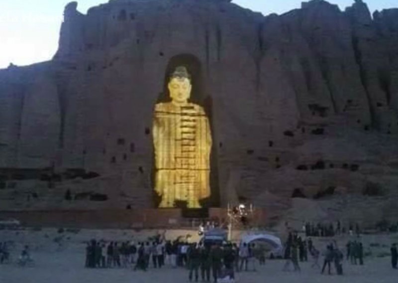Statue koju su uništili talibani oživjele kao 3D projekcije