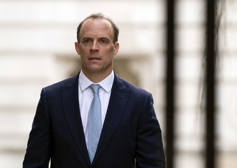 Tko je čovjek koji će mijenjati Johnsona: Dominic Raab - uvjereni euroskeptik, 'karate kid' i pripadnik nove garde konzervativaca