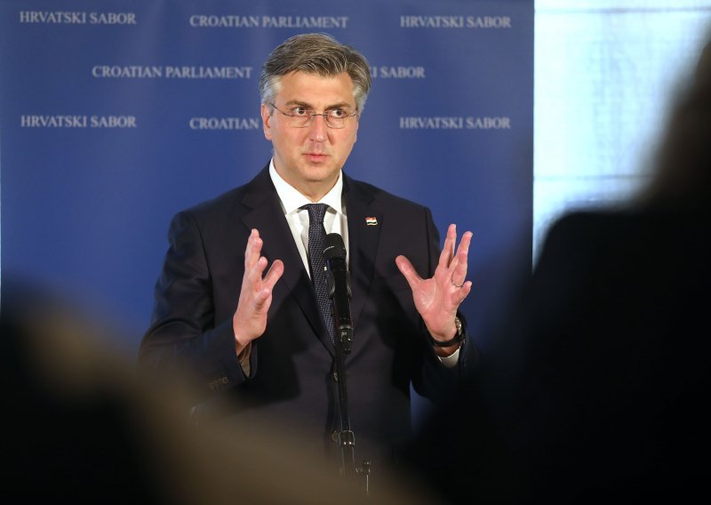 Plenković: Najutjecajnija javna poduzeća uplatiti će dio dobiti u proračun