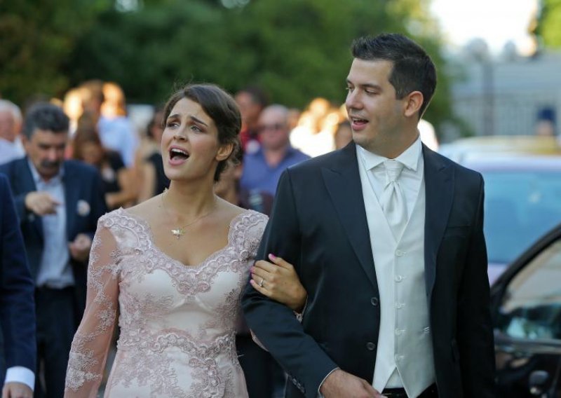 Vjenčali se Doris Pinčić i Boris Rogoznica