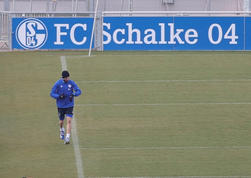 Neobična molba Schalkea; naplatili ulaznice navijačima, a sada od njih traže da se odreknu svojih potraživanja