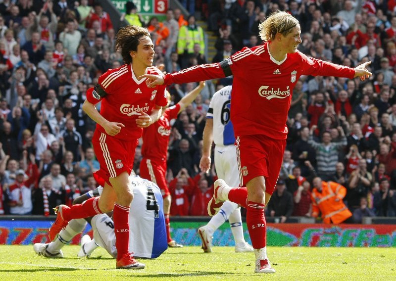 Torres: Ostajem u Liverpoolu