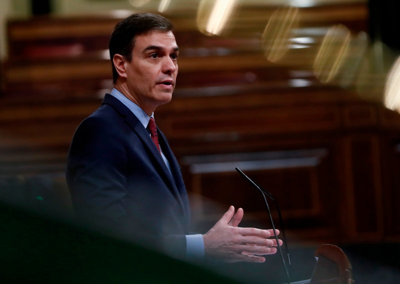 Španjolski premijer najavio ublažavanje mjera u drugoj polovici svibnja