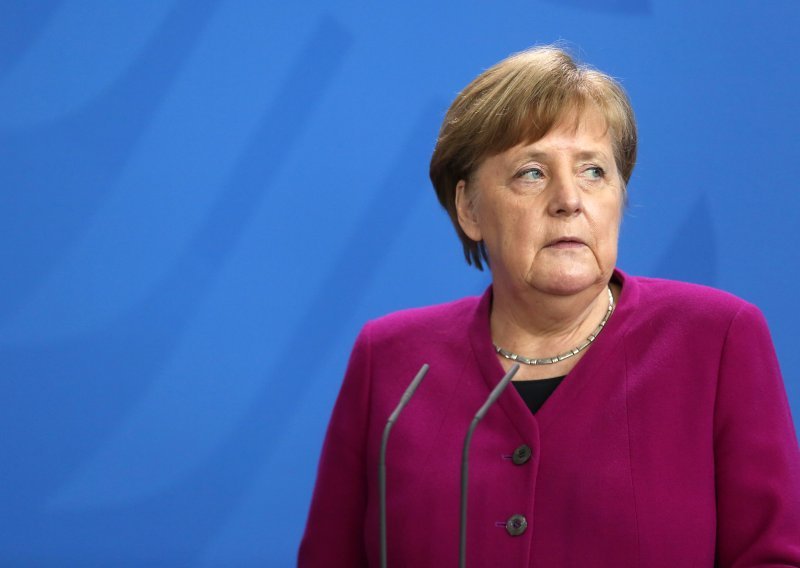 Merkel želi da Europa preuzme više odgovornosti u svijetu