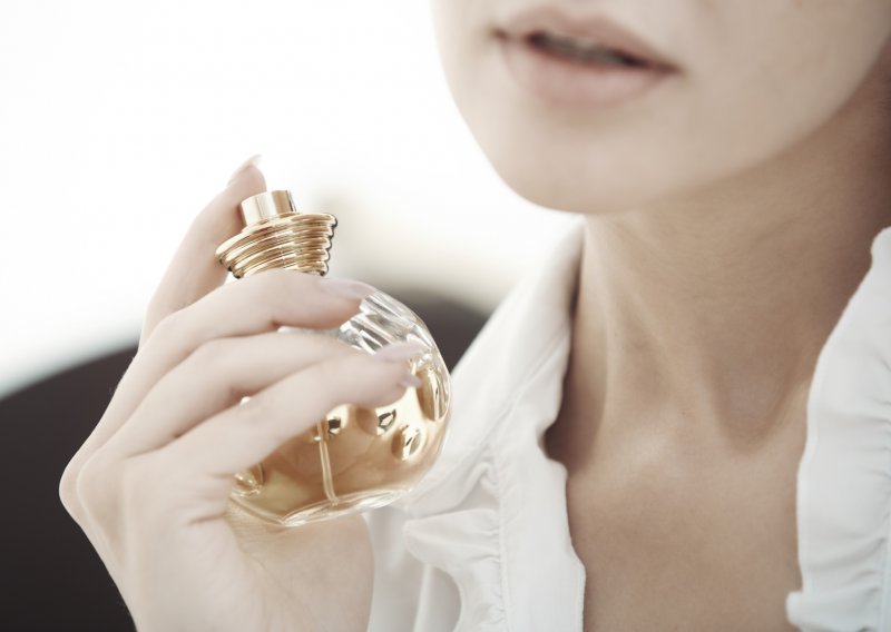 Razlog zbog kojeg više ne osjećate miris omiljenog parfema