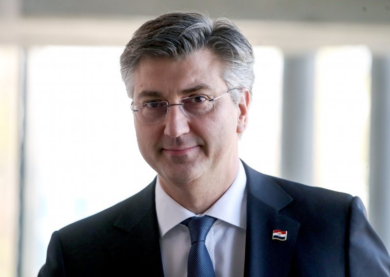 Plenković: Popuštanje će ići u tri faze, konzultirali smo sve moguće eksperte