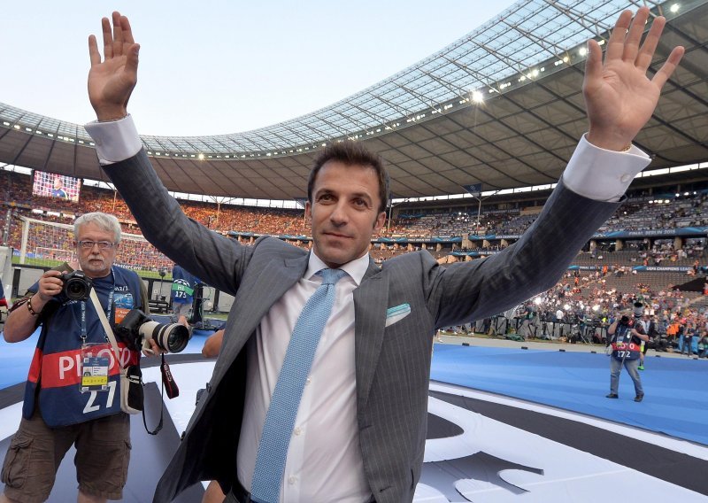 Legendarni Alessandro del Piero poslao jasnu poruku za spas nogometa, koji više nikad neće biti isti