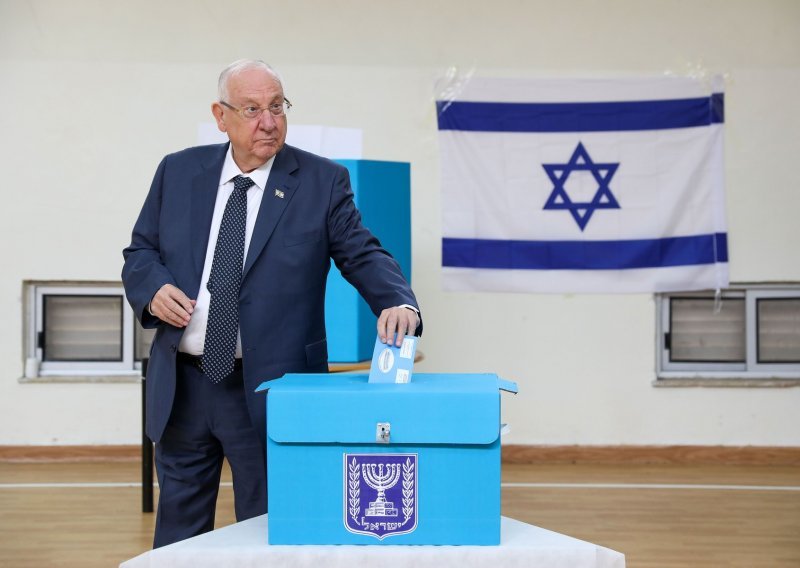 Rivlin: Gantz i Netanyahu imaju 48 sati za formiranje vlade