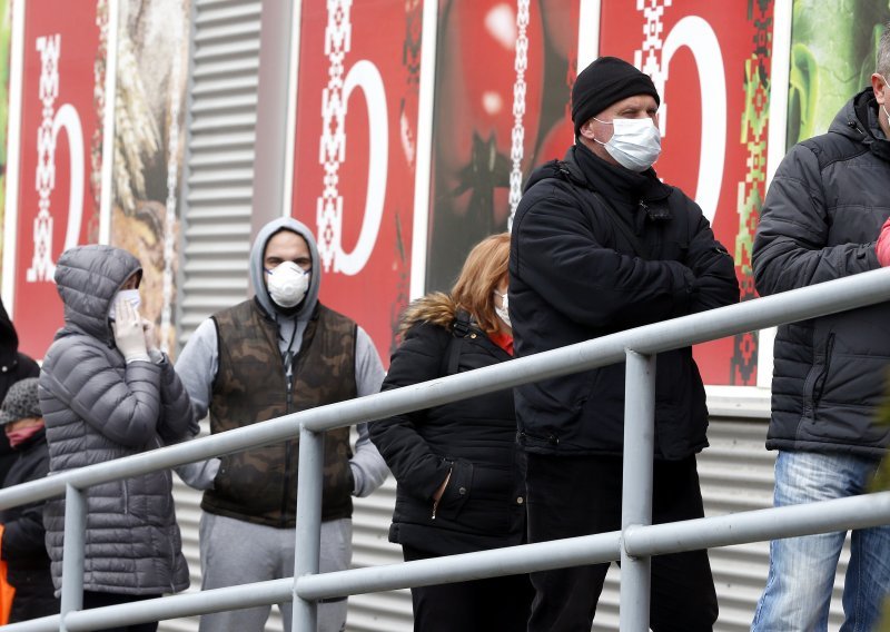 U BiH epidemijska krivulja se izravnava, do sada 1330 zaraženih