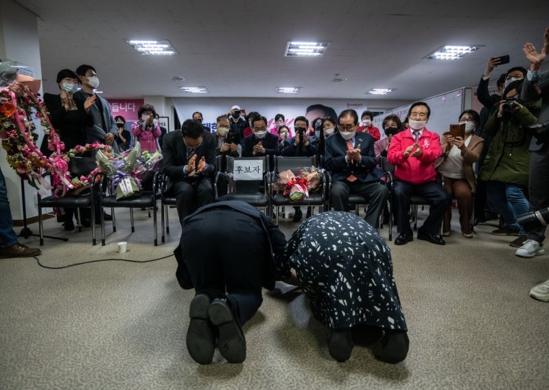 Borba s koronavirusom donijela izbornu pobjedu vladajućoj južnokorejskoj stranci