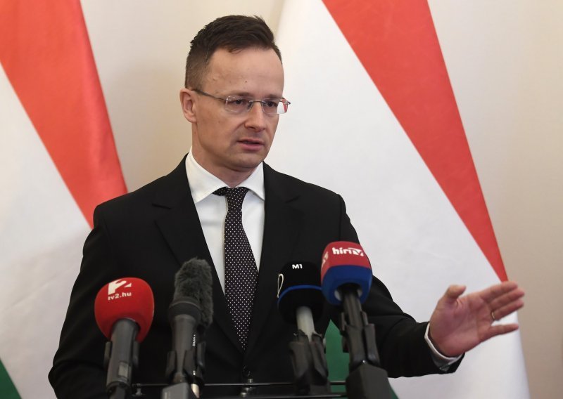 Szijjarto optužio hrvatske medije za krivi prijevod i narušavanje odnosa s Mađarskom