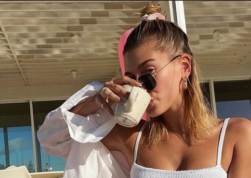 Supruga Justina Biebera užarila Instagram zavodljivom fotografijom u bikiniju