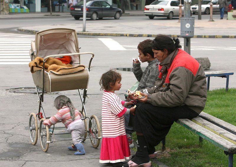 Balkanskim Romima glad je prva posljedica koronavirusa
