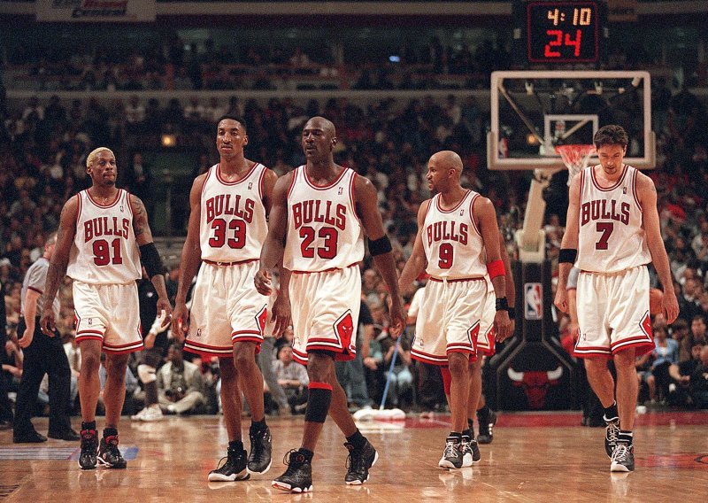 Doznajte sve o dokumentarnoj seriji koja se čekala godinama; nikad objavljene snimke iz zadnje sezone Michaela Jordana u šampionskim Chicago Bullsima