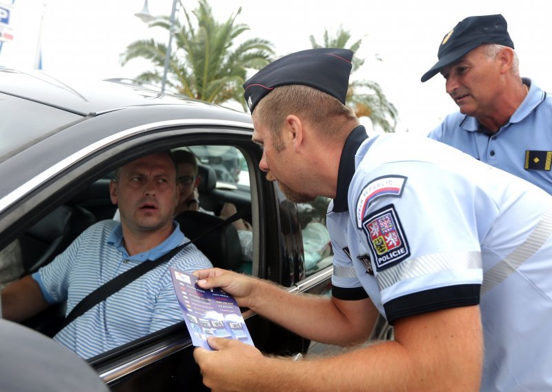 Alarm za Hrvatsku: Češki predsjednik kaže da će građanima zabraniti putovanja u inozemstvo na godinu dana