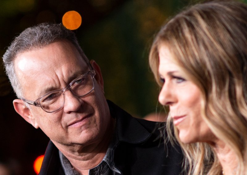 Tom Hanks opisao agoniju koju je prolazila supruga Rita Wilson, nakon uzimanja kontroverznog lijeka - klorokina: 'Bilo joj je toliko mučno da je puzala po podu do kupaonice'