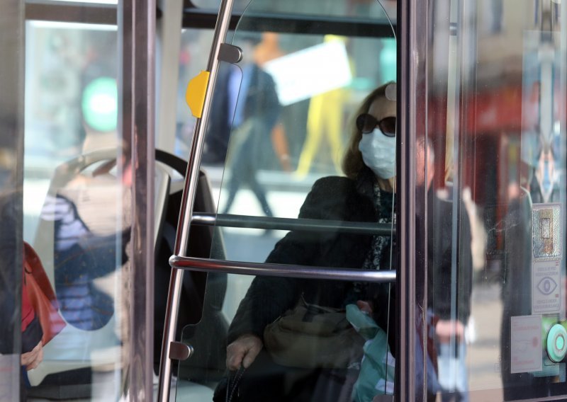 Stigle detaljne upute: Ovako ćemo se voziti u tramvajima, autobusima, vlakovima, trajektima