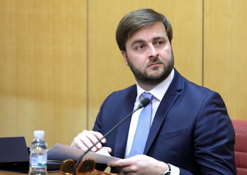 Ministar Ćorić: Odabrali smo ambiciozan put rješavnja krize