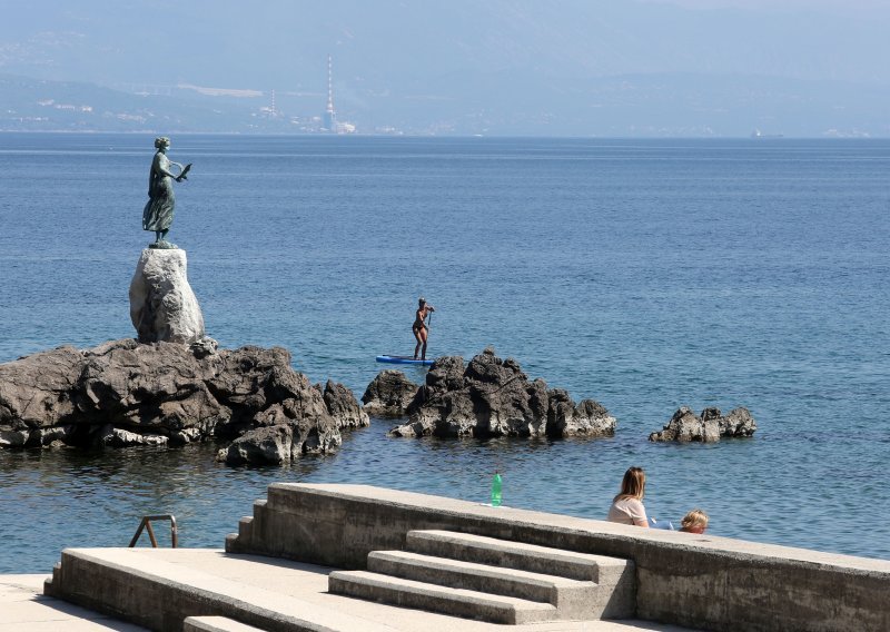 Na Jadranu za vikend pretežno sunčano, u unutrašnjosti ponegdje moguća kiša