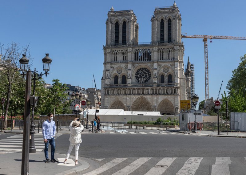 Nastavlja se obnova crkve Notre Dame