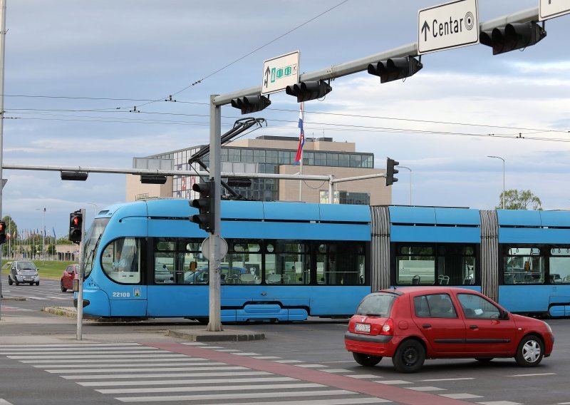 Važna obavijest za Zagrepčane: Od ponedjeljka ponovno voze tramvajske linije 7 i 12, pogledajte kojim će trasama voziti