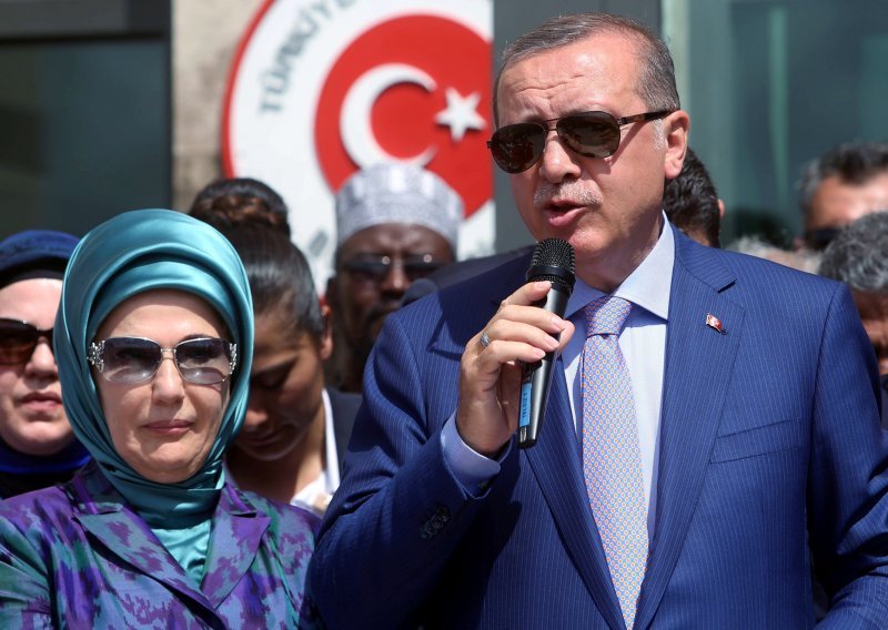 I Erdogan zaprijetio referendumom o EU-u!