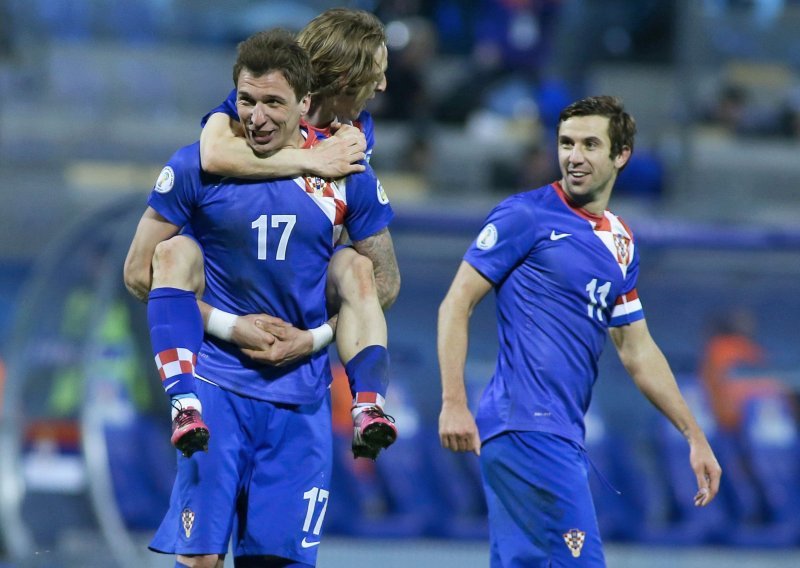 U najboljoj hrvatskoj nogometnoj momčadi 21. stoljeća čak tri igrača koja nisu uzela svjetsko srebro