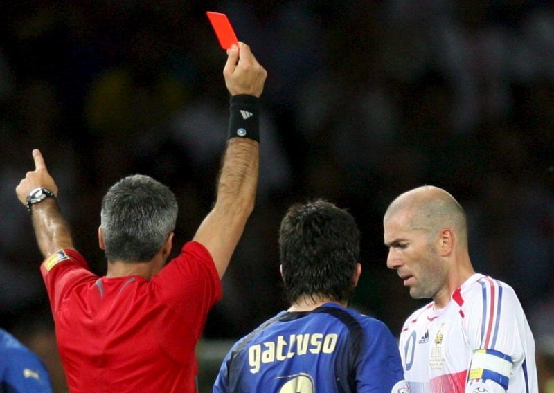 Marco Materazzi napokon otkrio što je rekao Zinedineu Zidaneu da ga je ovaj udario glavom i zaradio crveni karton na svojem oproštaju
