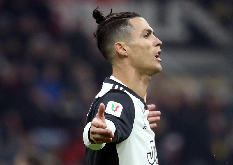 Cristiano Ronaldo se nakon skoro dva mjeseca vraća u Italiju, ali neće se priključiti momčadi Juventusa