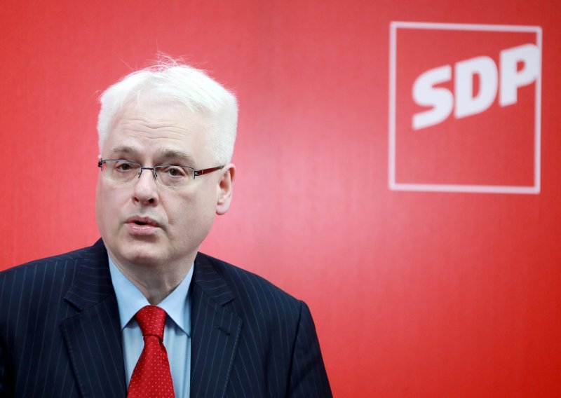 Josipović se vraća u politiku: 'Moguće je da budem na listi SDP-a'