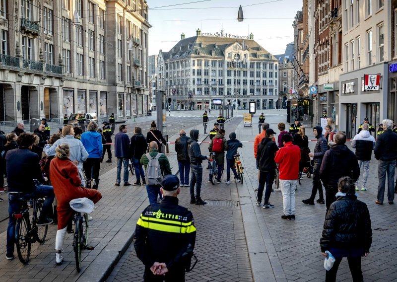 Oko 50 prosvjednika protiv karantene uhićeno u Nizozemskoj