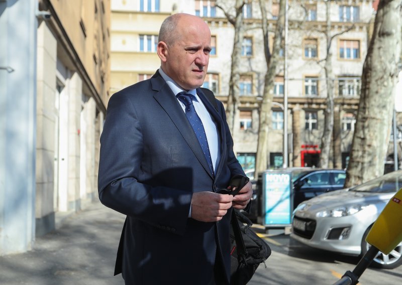Bačić: Penava je 2016. propustio mandat u Saboru, a sada ga želi s drugom strankom