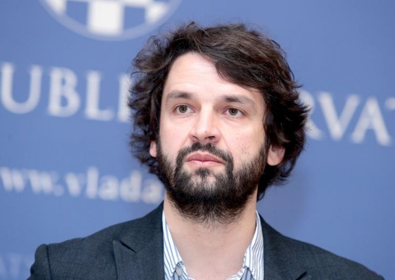 Tko je čovjek kojemu je ministar Šustar zaželio sreću?