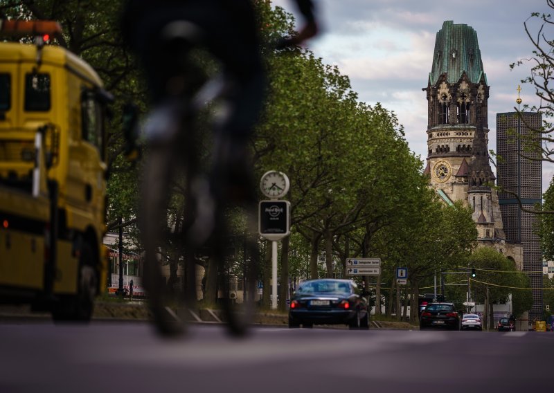 Islamistička scena u Berlinu osumnjičena za zloupotrebu korona subvencija