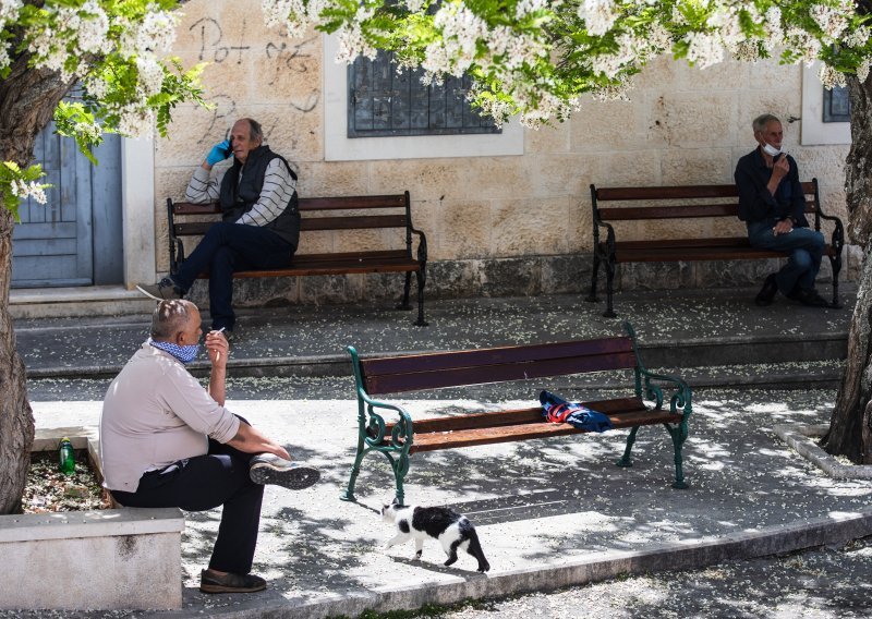 Karin: Uzeto je još 90 briseva s Brača, većina nalaza stiže večeras