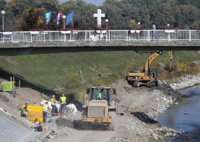 U Dunavu kod Vukovara ribič pao s čamca i utopio se