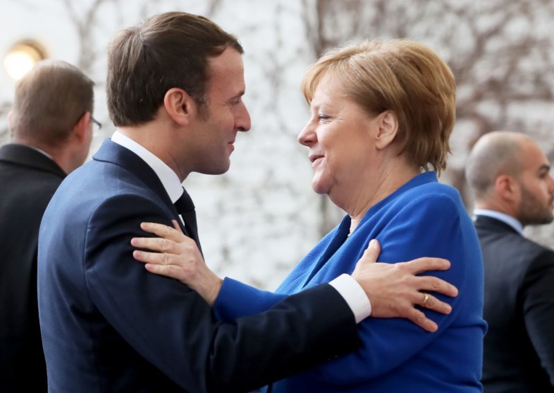 Merkel i Macron razgovarali o ponovnom otvaranju granica između Njemačke i Francuske